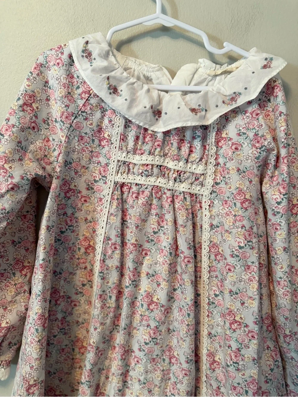 Dave & Bella Floral Long-Sleeve Dress with Ruffled Collar - Pink